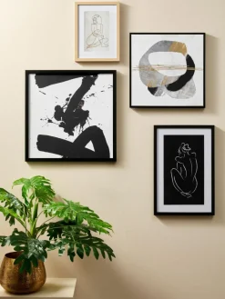 Poster Refined mit Holz-Rahmen