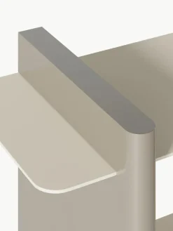 Regal Rami mit Metall-Elementen