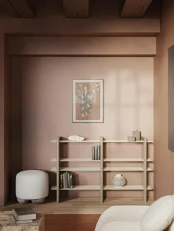 Regal Rami mit Metall-Elementen