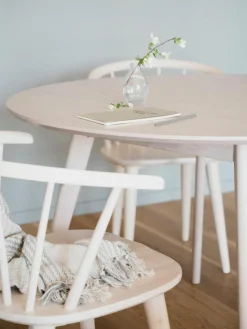 Runder Esstisch Yumi aus Eichenholz, Ø 115 cm