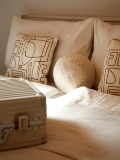 Rundes Teddy-Dekokissen Dotty