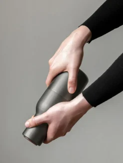 Salz- & Pfeffermühle Bottle Grinder mit Walnussholzdeckel, 2er-Set