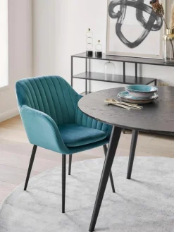 Samt-Armlehnstuhl Emilia mit Metallbeinen