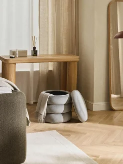 Samt-Hocker Alto mit Stauraum