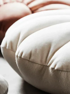 Samt-Kissen Shell in Muschelform