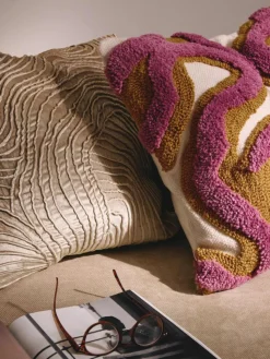 Samt-Kissenhülle Nisha mit Strukturmuster