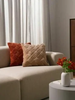 Samt-Kissenhülle Sina mit Strukturmuster