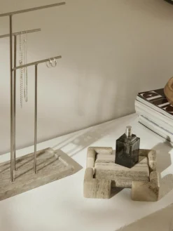 Schmuckhalter Terri aus Marmor