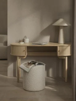 Schreibtisch Calary mit geriffelter Front