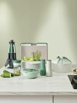 Schüsseln und Messlöffel Nest Plus, 9er-Set