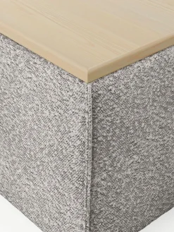 Sofa-Hocker Lennon aus Bouclé mit Stauraum