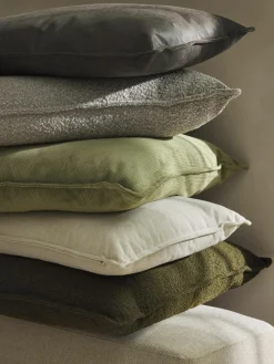 Sofa-Kissen Lennon aus recyceltem Leder