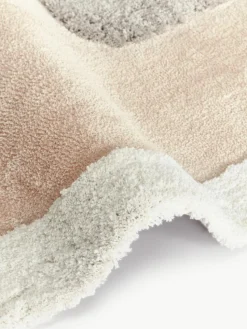 Teppich Rylee in organischer Form