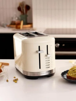 Toaster Almond