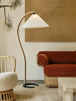 Verstellbare Stehlampe Timberline