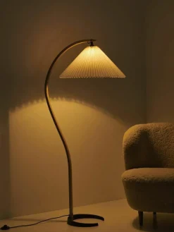 Verstellbare Stehlampe Timberline