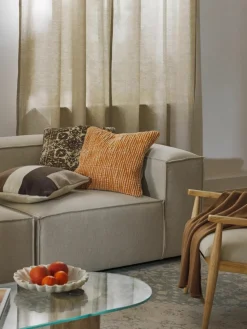 Woll-Kissenhülle Aylin mit abstrakter Verzierung