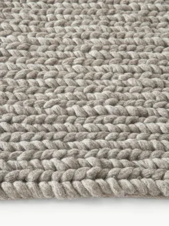 Wollteppich Bruna mit geflochtener Struktur