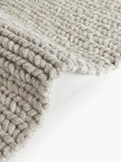 Wollteppich Bruna mit geflochtener Struktur