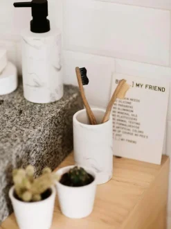 Zahnputzbecher Daro in Marmoroptik