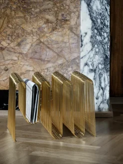 Zeitschriftenhalter Curva aus Metall